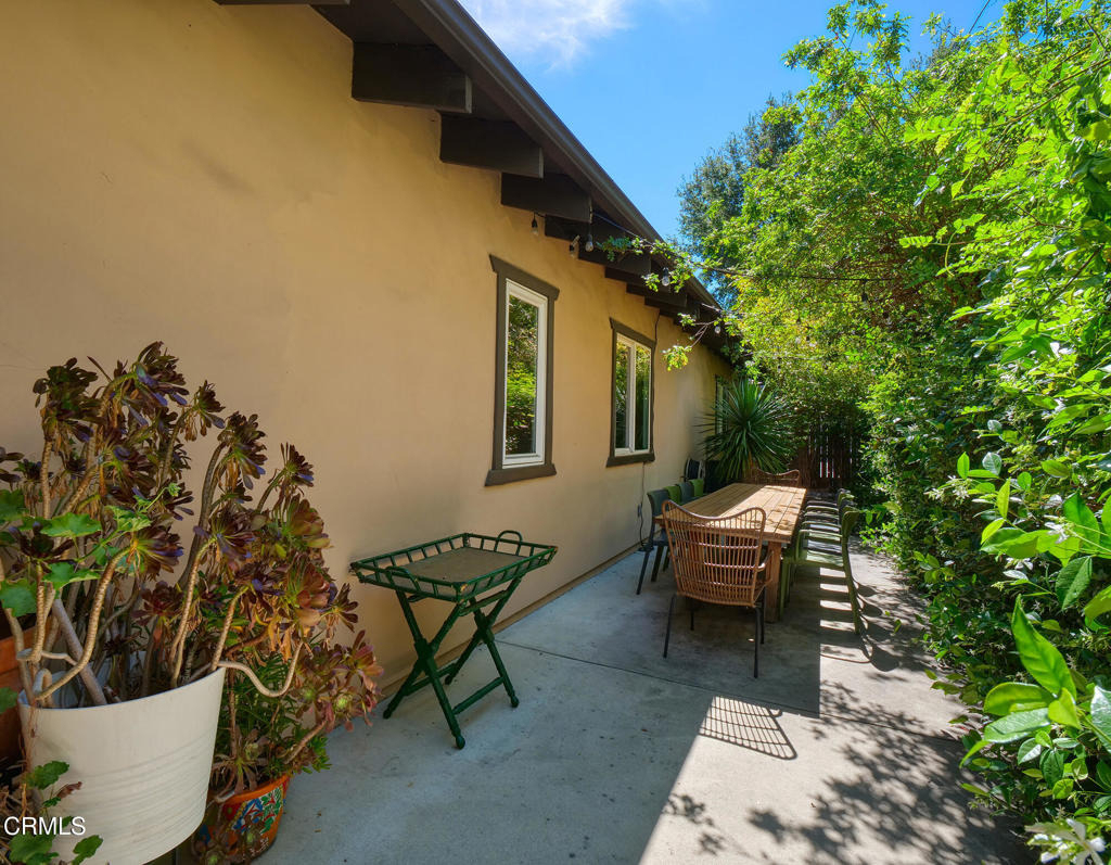 475 Cypress Avenue - Photo 34