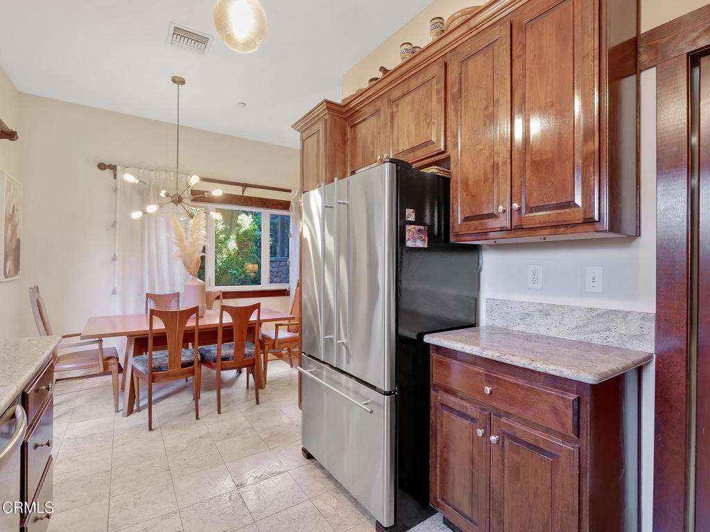 475 Cypress Avenue - Photo 14