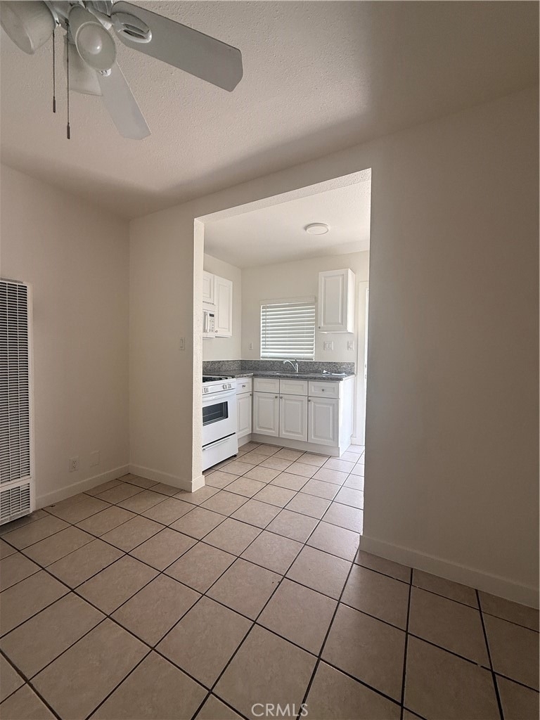 1234 Raymond Avenue - Photo 5