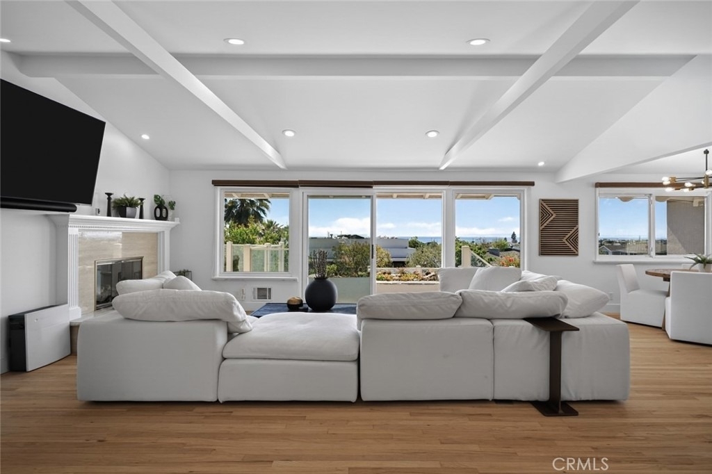 428 Cabrillo - Photo 5