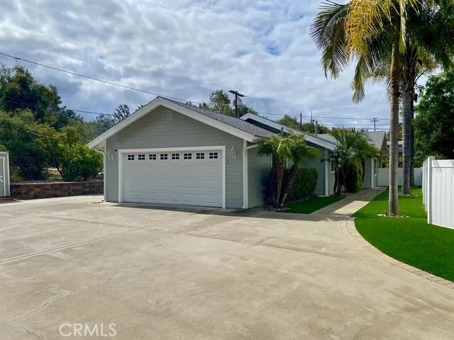 757 N. Stagecoach Lane - Photo 4