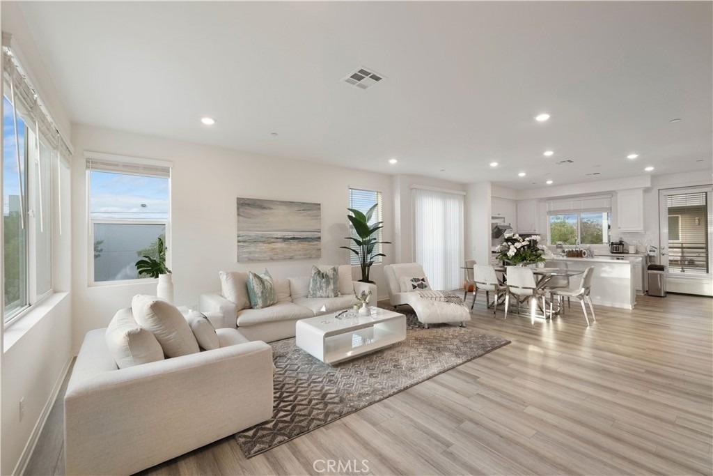 225 Steely - Photo 14