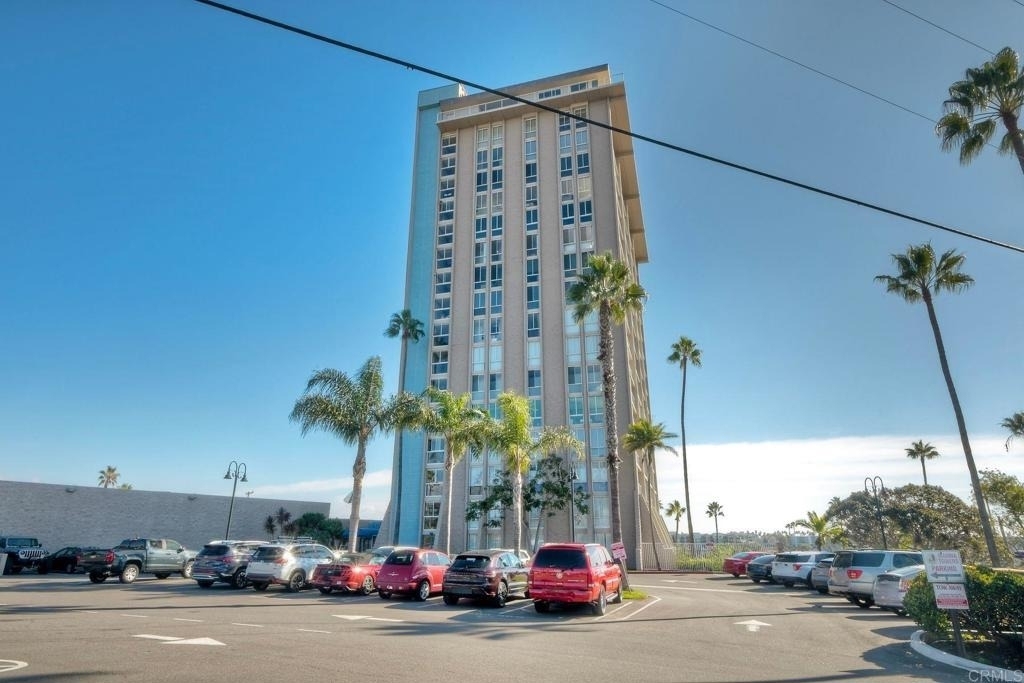 1200 N Harbor - Photo 3