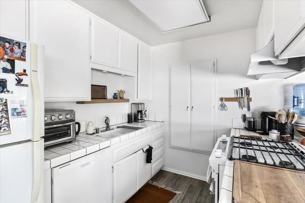 668 Westlake Street - Photo 8