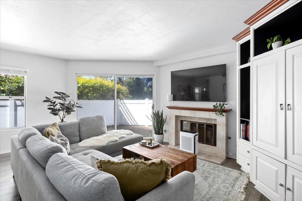668 Westlake Street - Photo 4