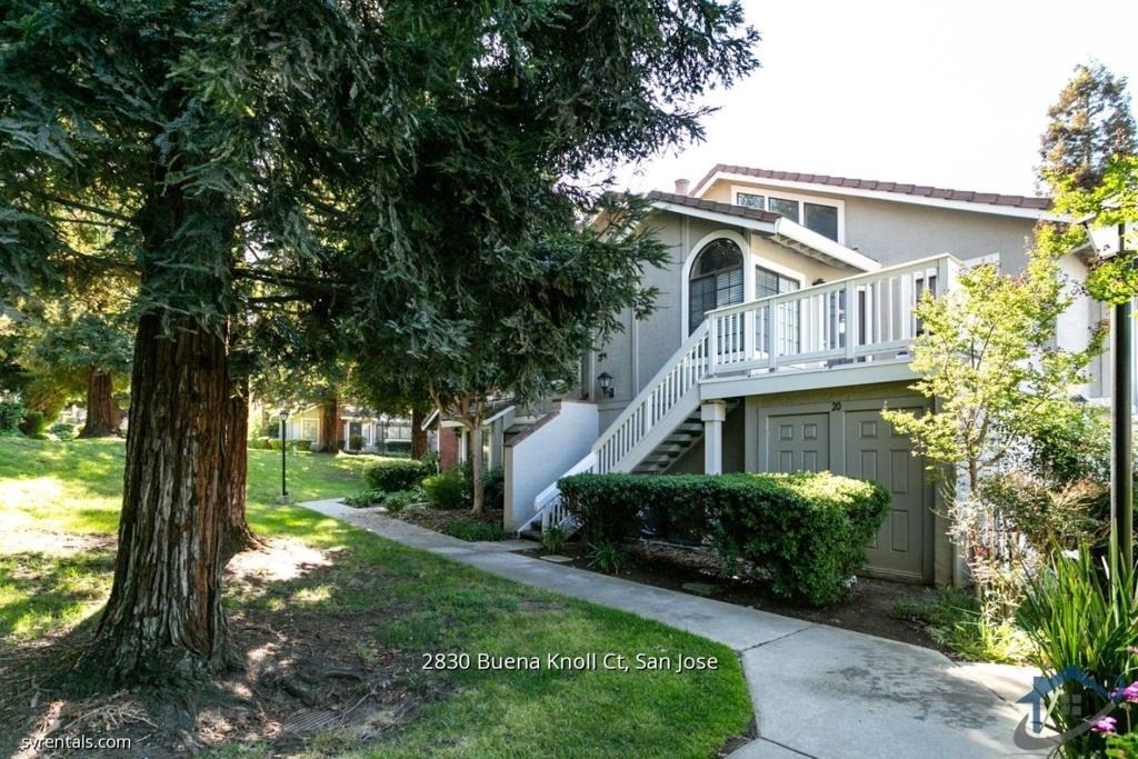2830 Buena Knoll Court - Photo 1