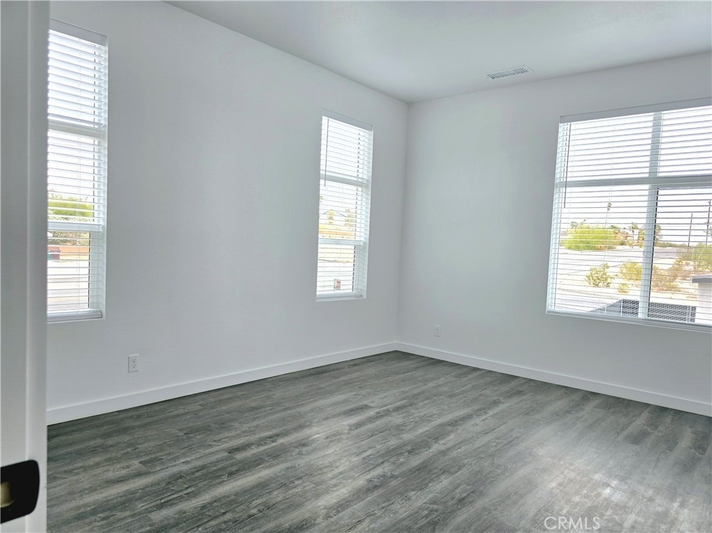 5967 Bagley Avenue - Photo 7