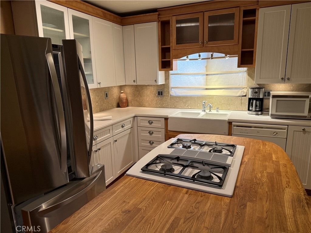 6586 El Rey - Photo 2