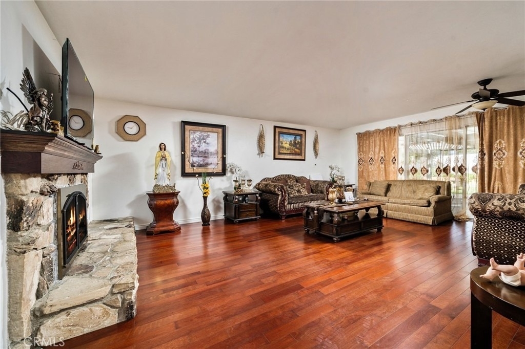 5035 Carlingford Avenue - Photo 6