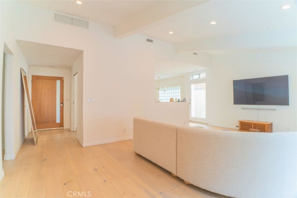 5179 Canoga Ave - Photo 5