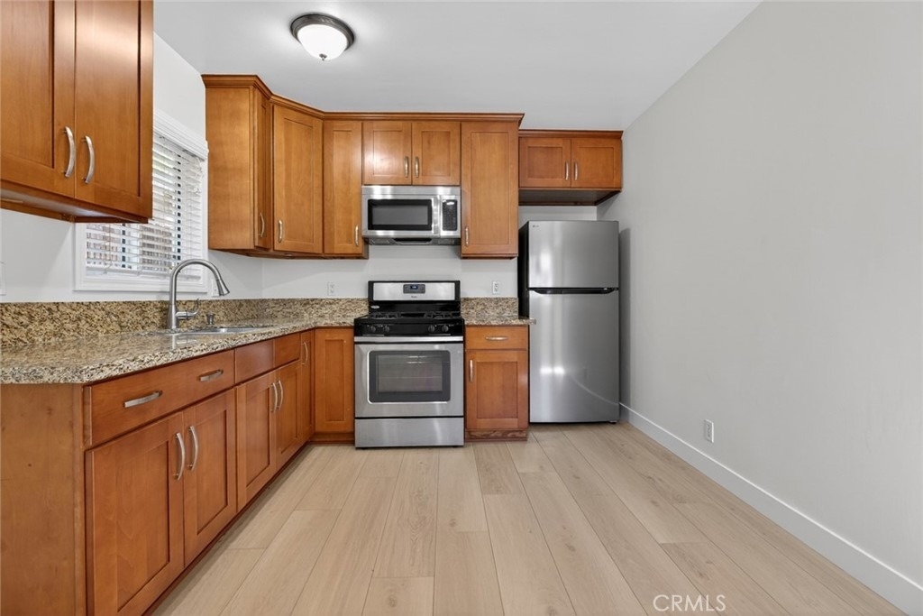 605-607 N Mar Vista Ave - Photo 8