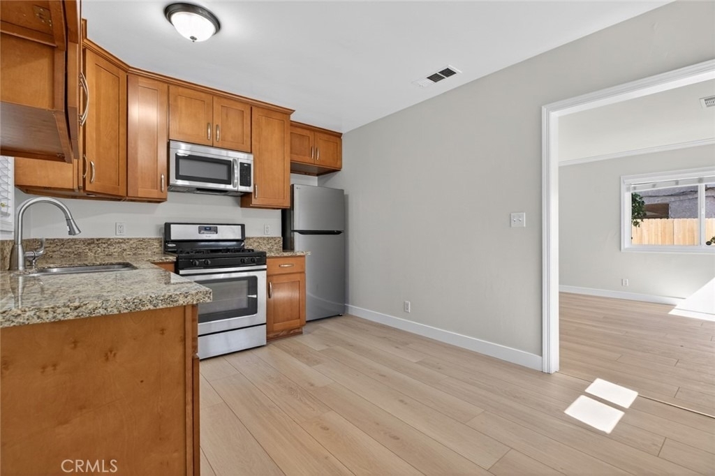 605-607 N Mar Vista Ave - Photo 7