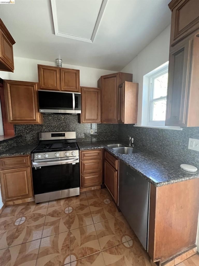 1251 63rd - Photo 8