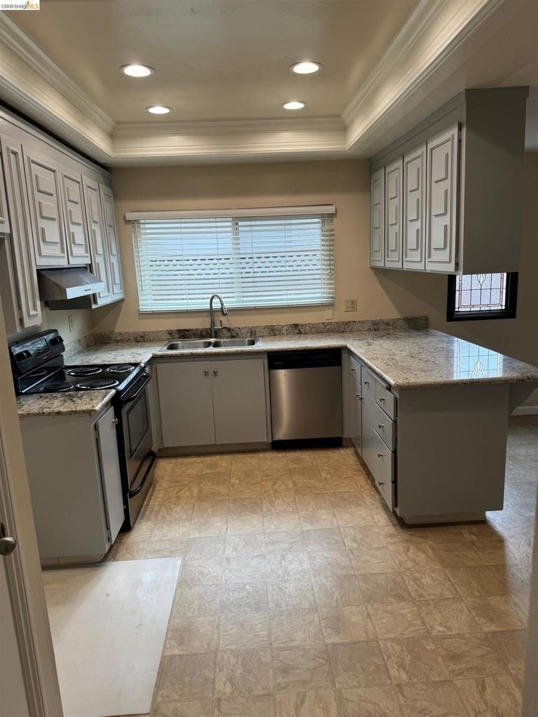 5451 Tyler Place - Photo 4