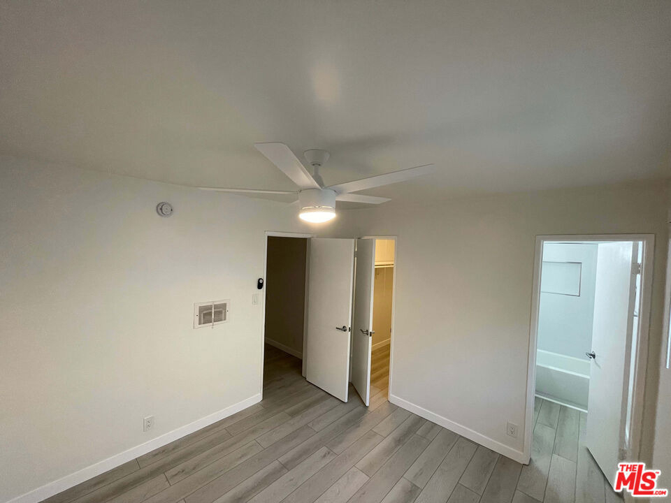 25 Navy Street - Photo 8