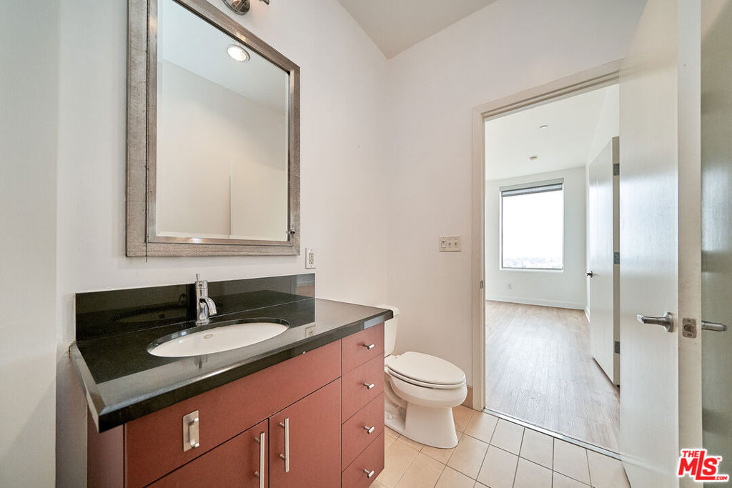 3810 Wilshire Boulevard - Photo 22