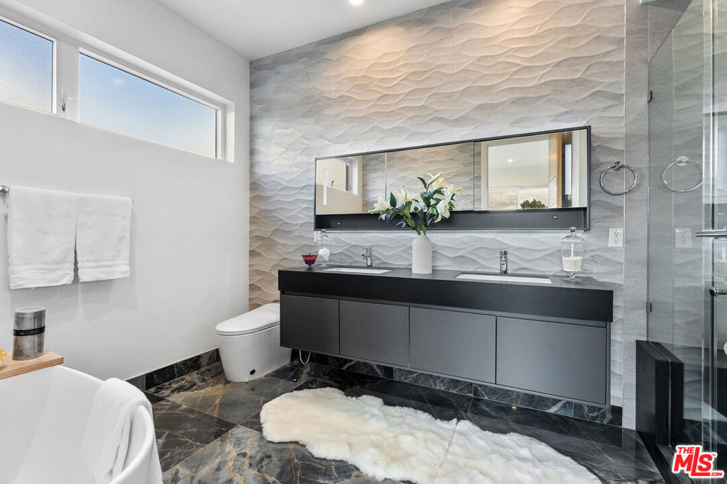 3932 Minerva Avenue - Photo 20