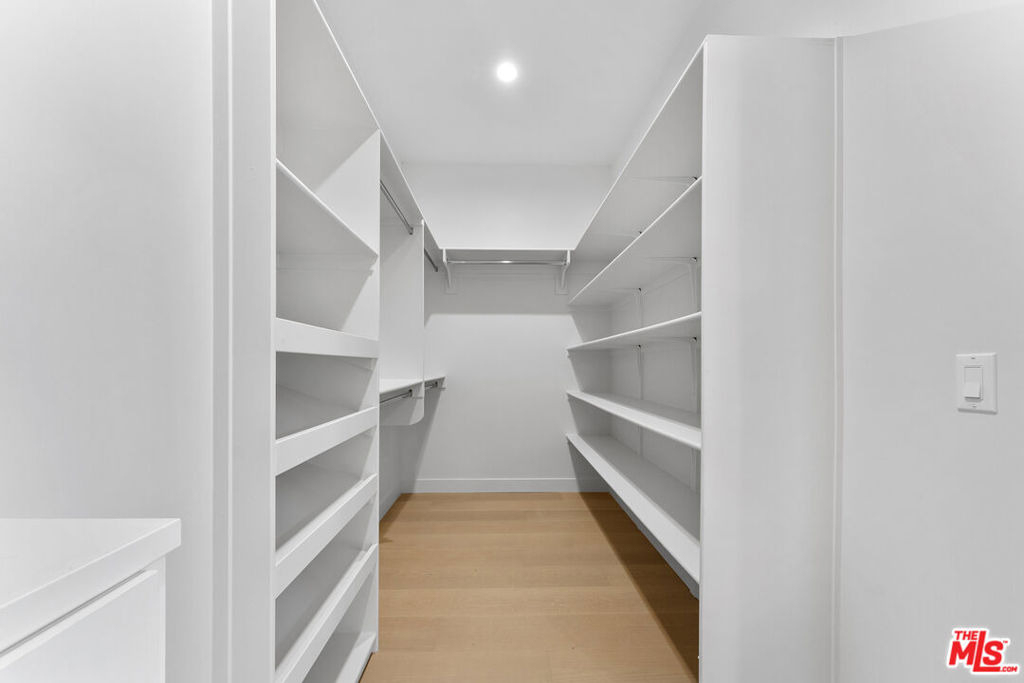 3932 Minerva Avenue - Photo 23