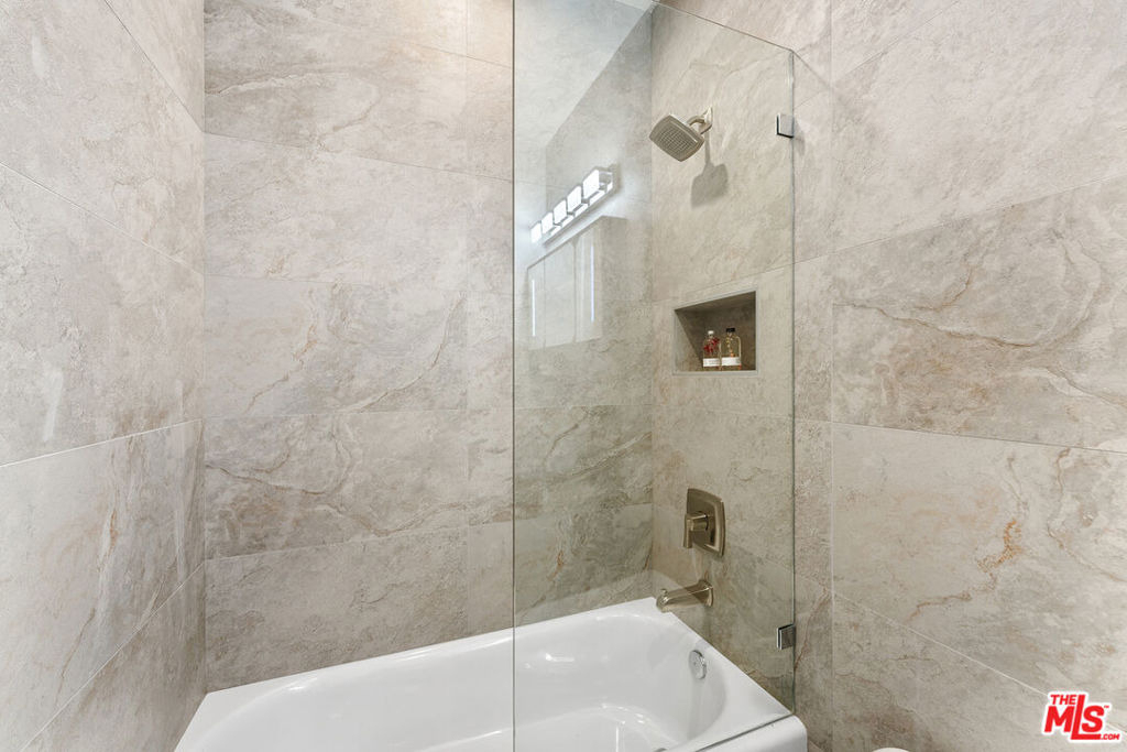 3932 Minerva Avenue - Photo 15