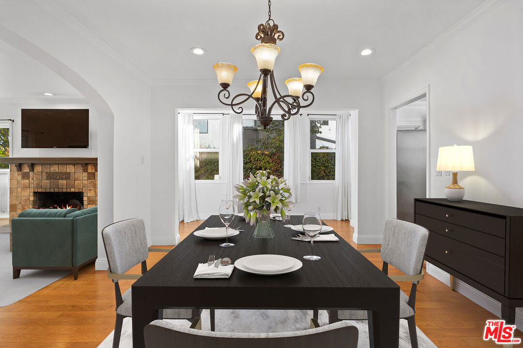 409 N Kilkea Drive - Photo 9