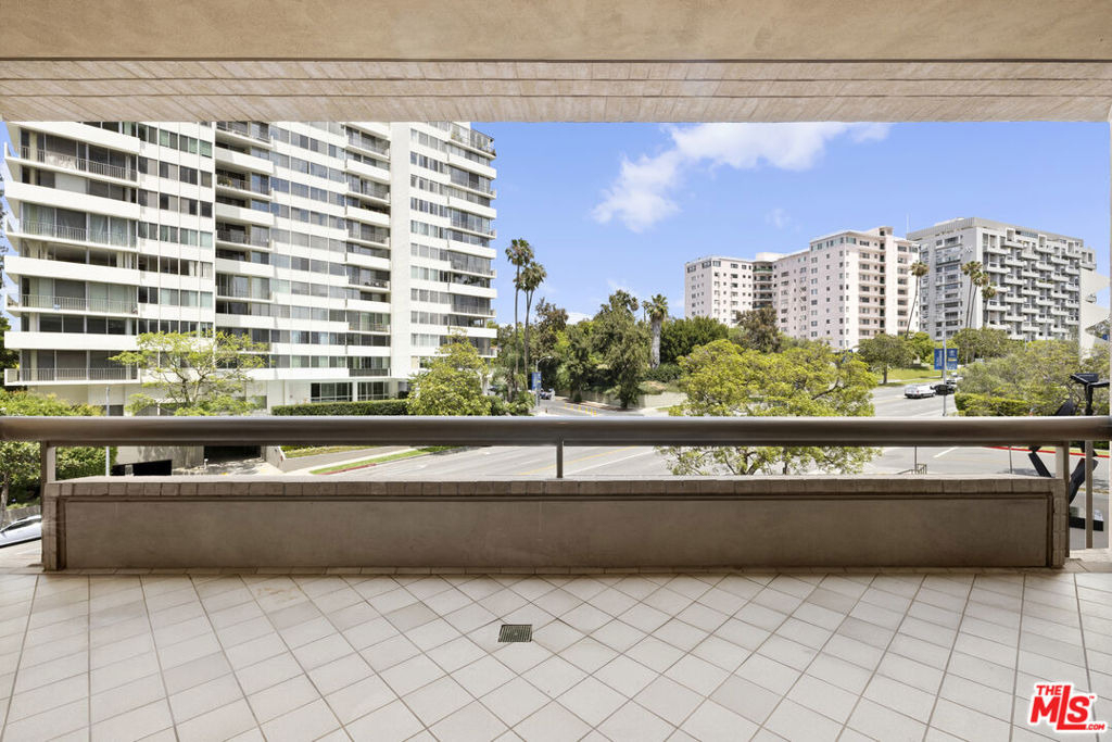10430 Wilshire Boulevard - Photo 6