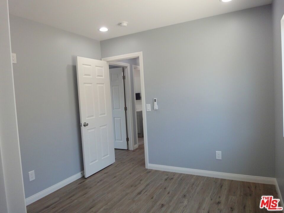 1151 Royal Avenue - Photo 11