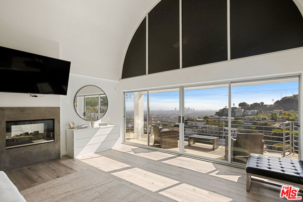 8435 Franklin Avenue - Photo 8