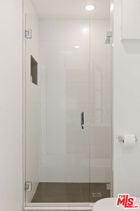 8435 Franklin Avenue - Photo 23