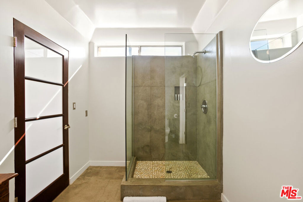 8435 Franklin Avenue - Photo 45