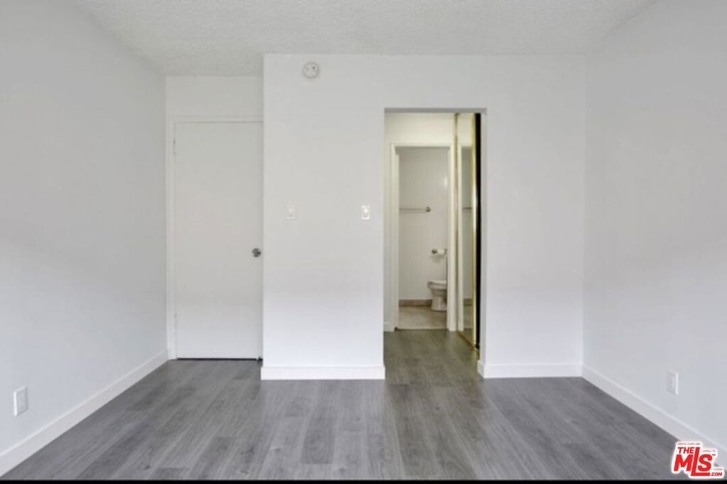 855 Victor Avenue - Photo 7