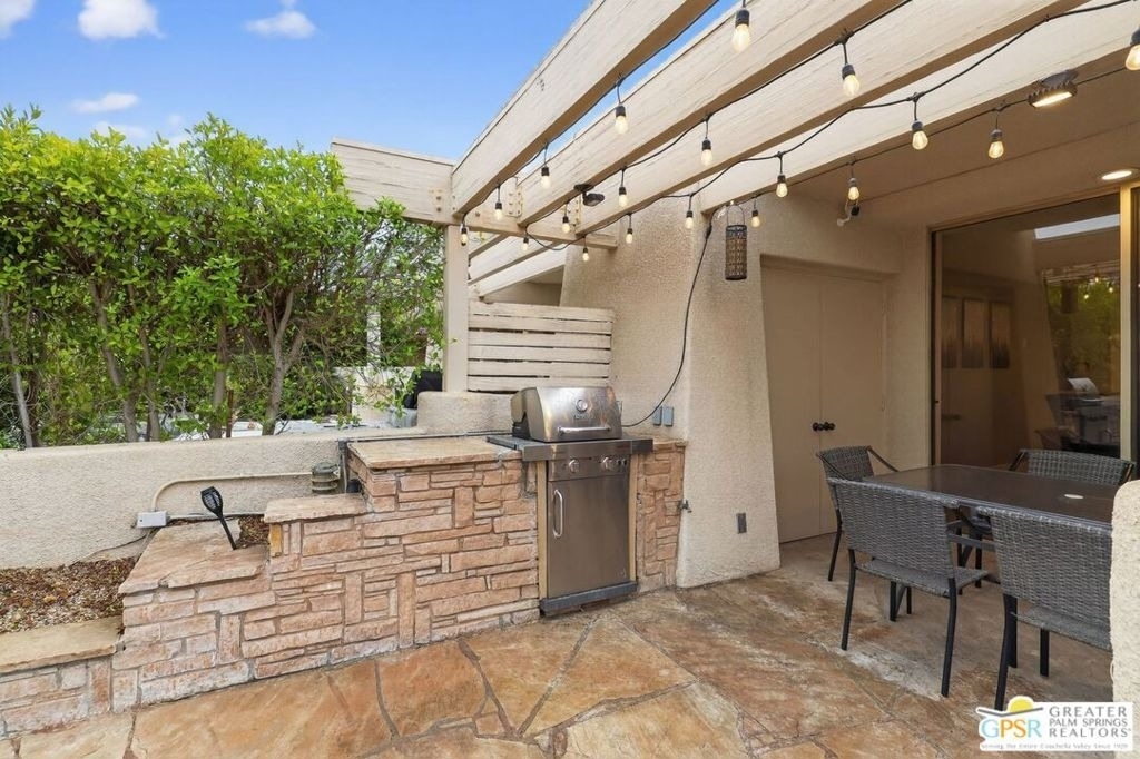 196 Kavenish Drive - Photo 24