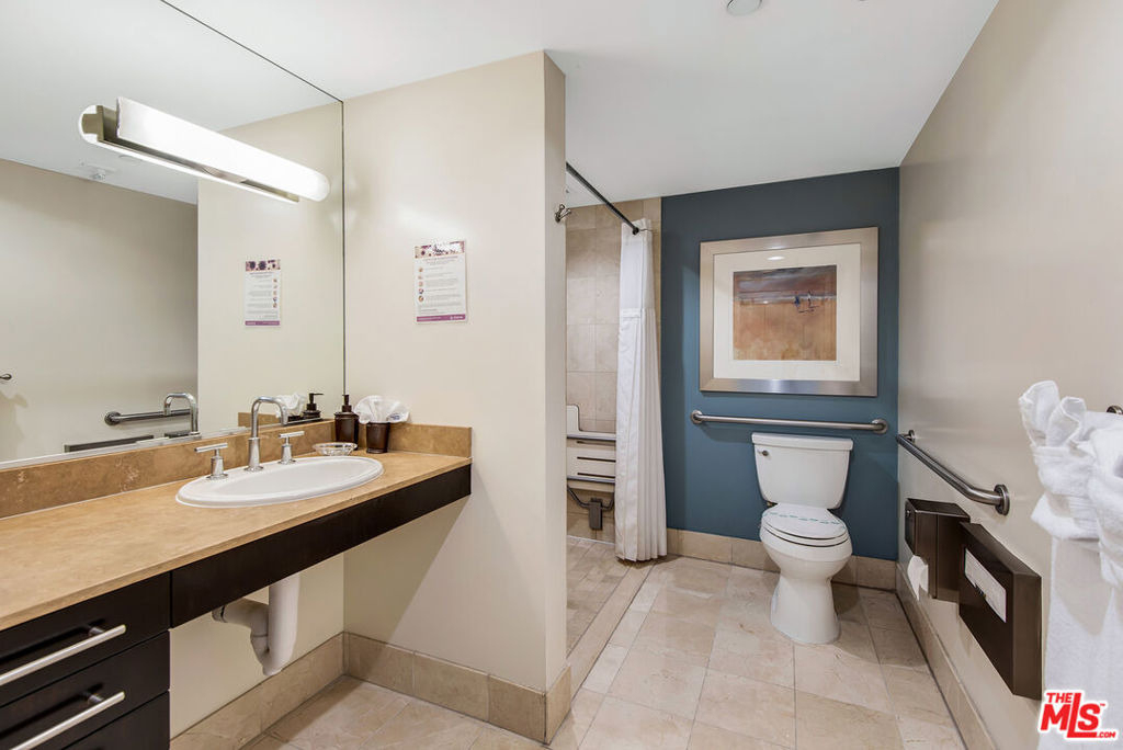 13650 Marina Pointe Drive - Photo 27