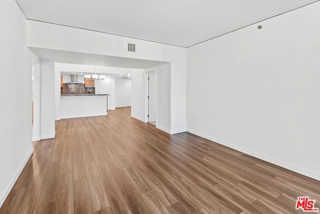 13650 Marina Pointe Drive - Photo 10