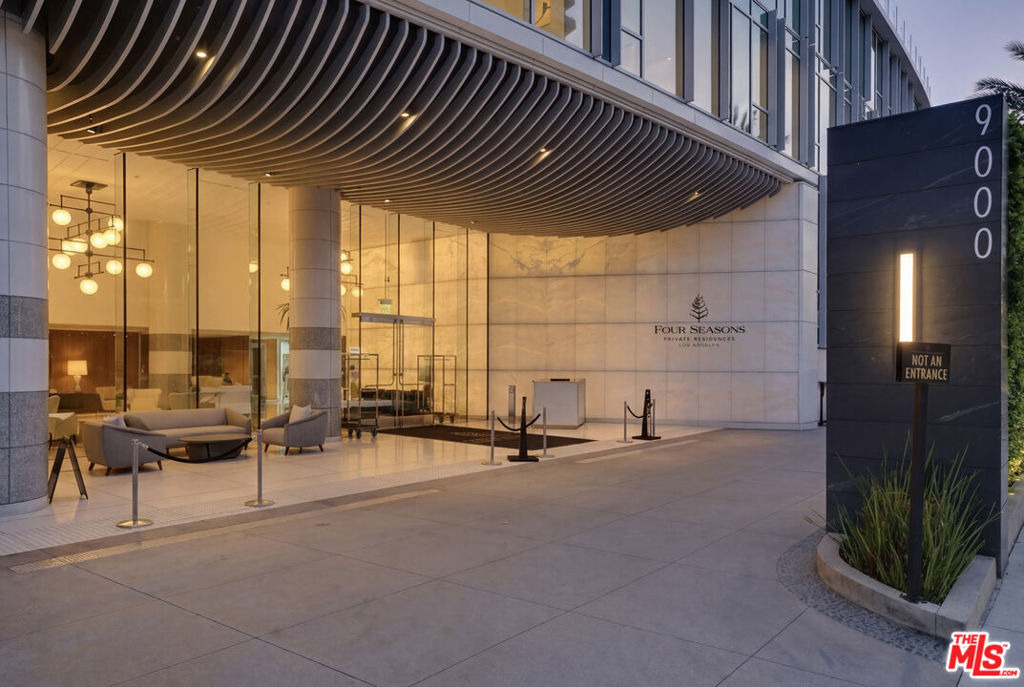 9000 W 3rd Street - Photo 31