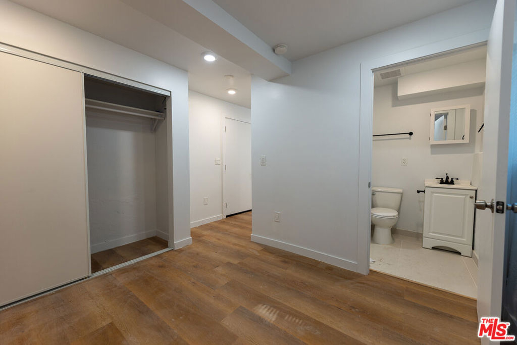 1420 Alvarado Terrace - Photo 4