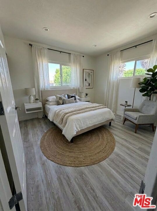10218 Darby Avenue - Photo 4
