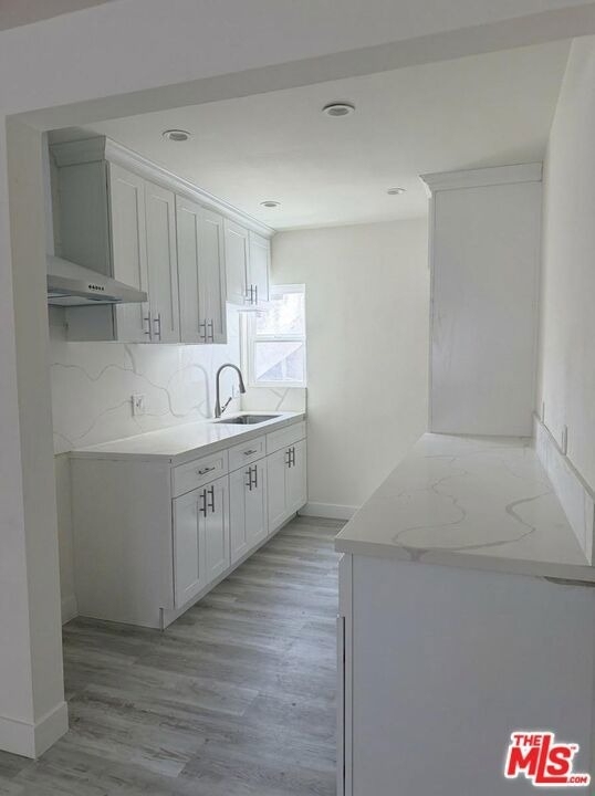 10218 Darby Avenue - Photo 1