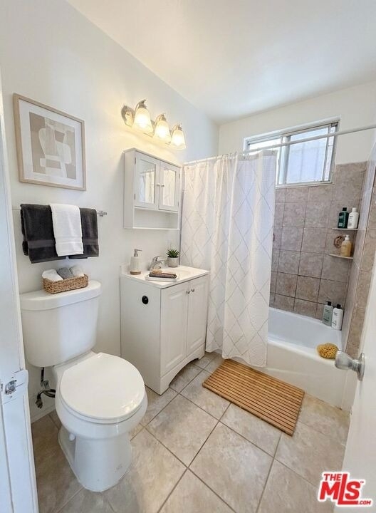 10218 Darby Avenue - Photo 4