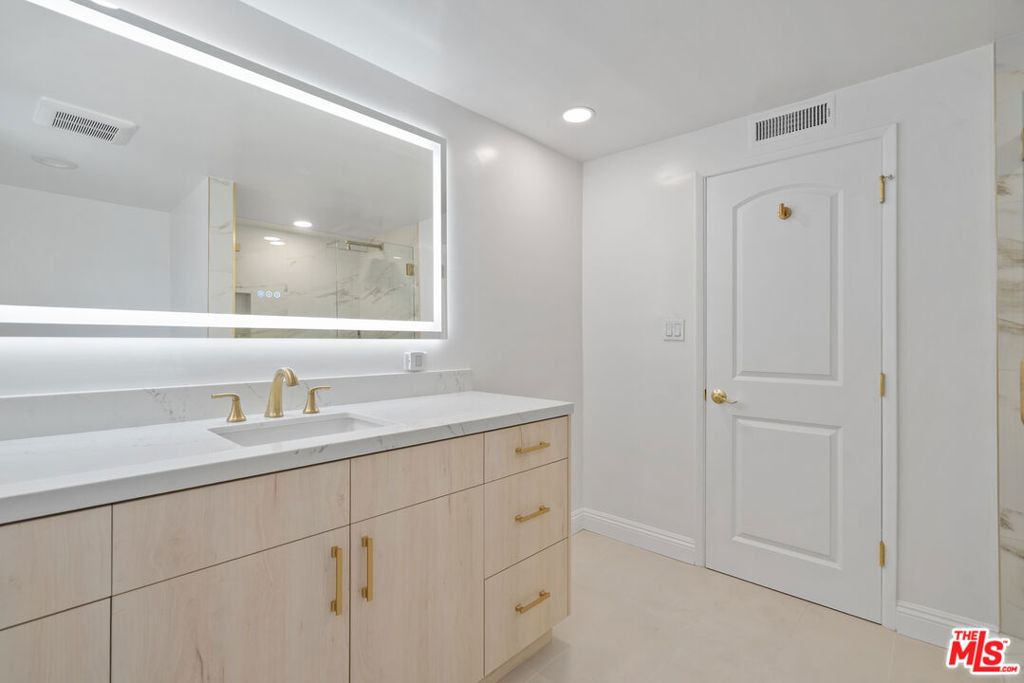 4159 Regal Oak Drive - Photo 29