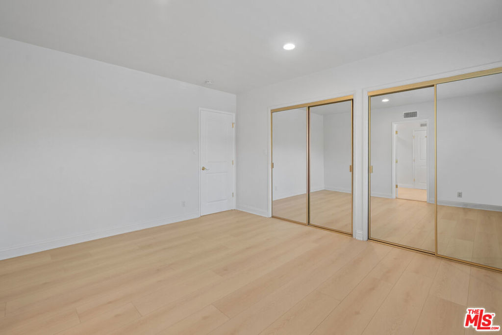 4159 Regal Oak Drive - Photo 31