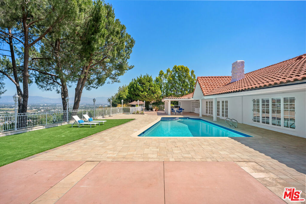 4159 Regal Oak Drive - Photo 40