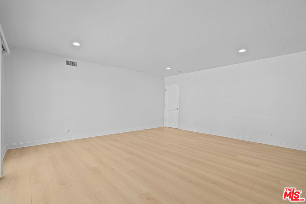 4159 Regal Oak Drive - Photo 18