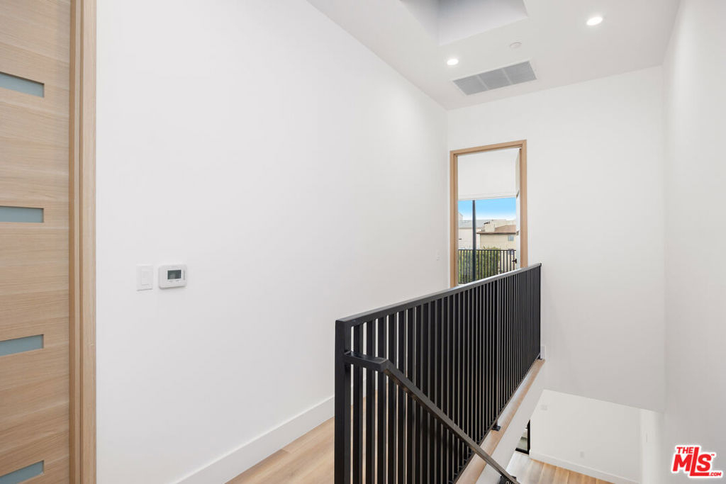 5317 Ben Avenue - Photo 9