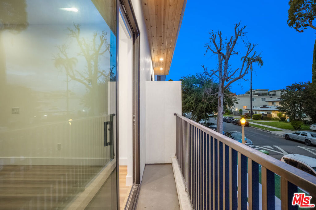 5317 Ben Avenue - Photo 8