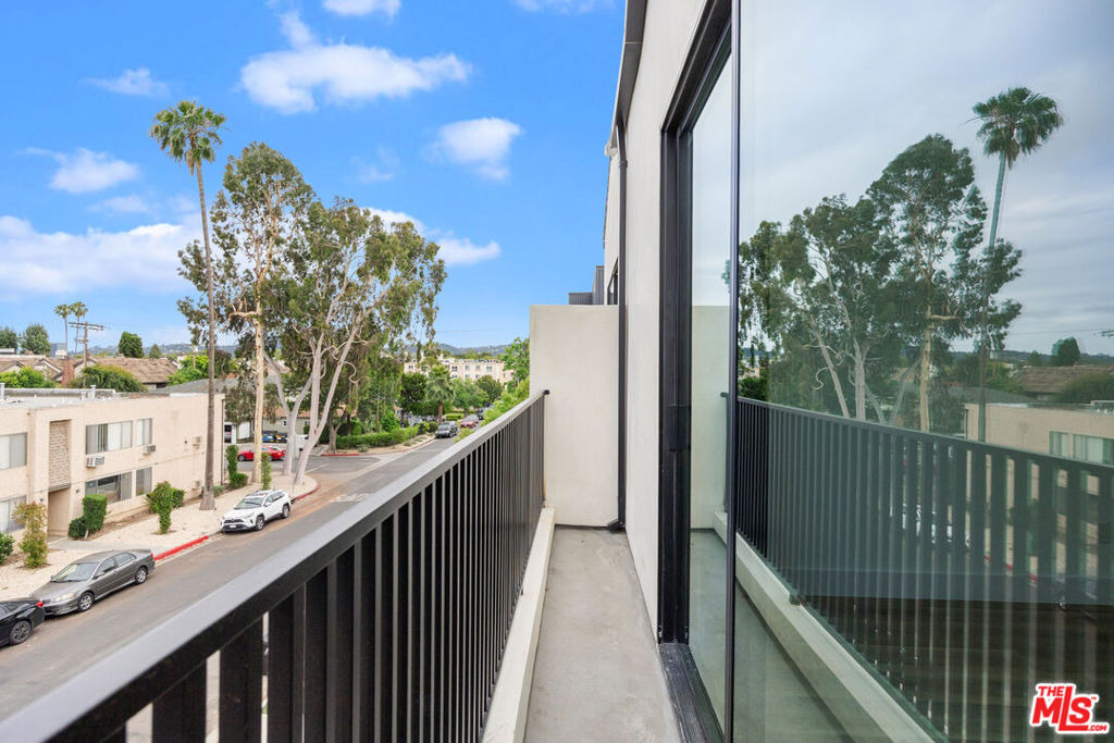 5317 Ben Avenue - Photo 7