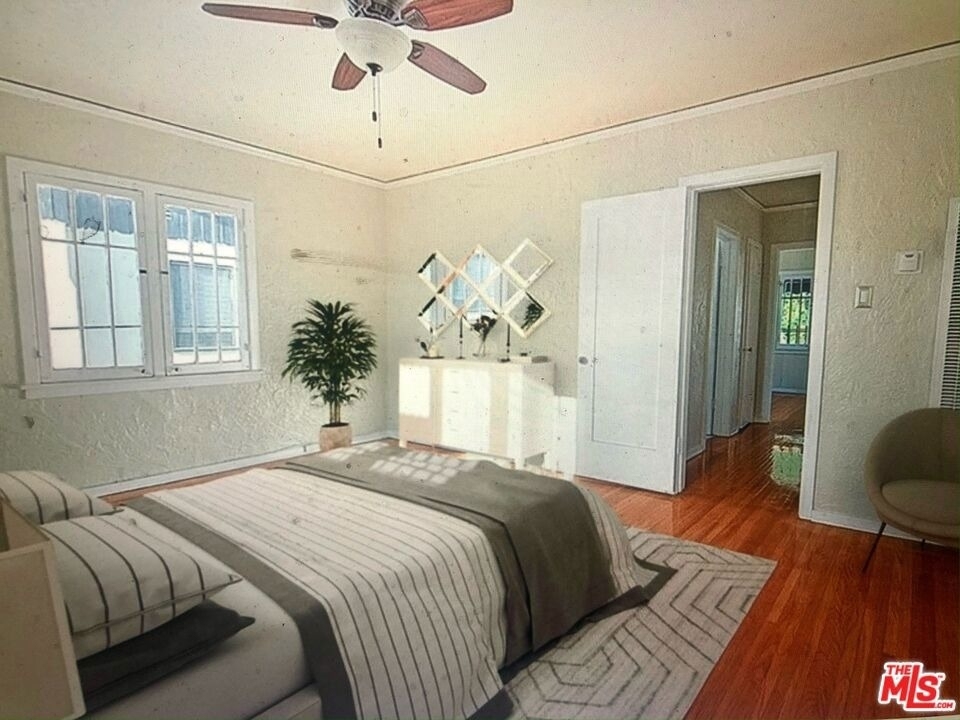 1360 Masselin Avenue - Photo 2
