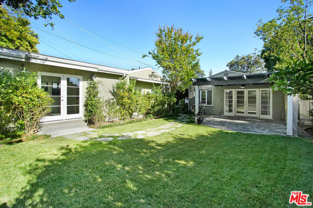 11553 Otsego Street - Photo 20