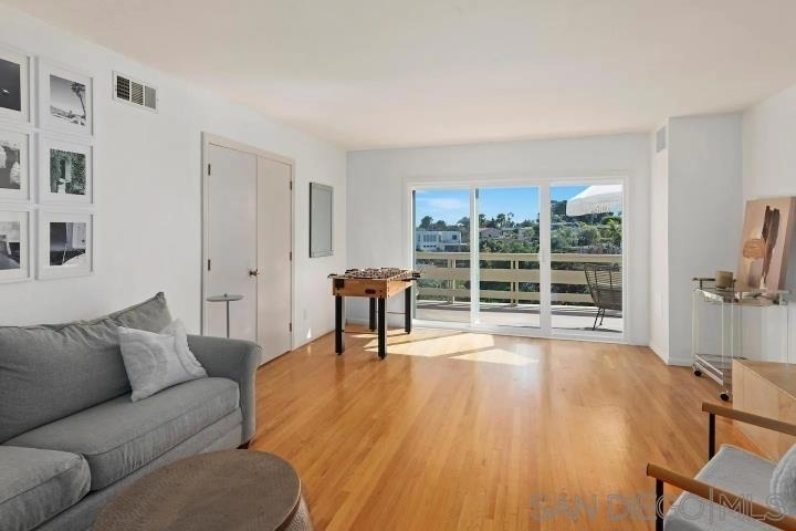3625 Kingsley St - Photo 9