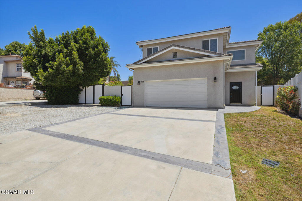 526 Houston Drive - Photo 2