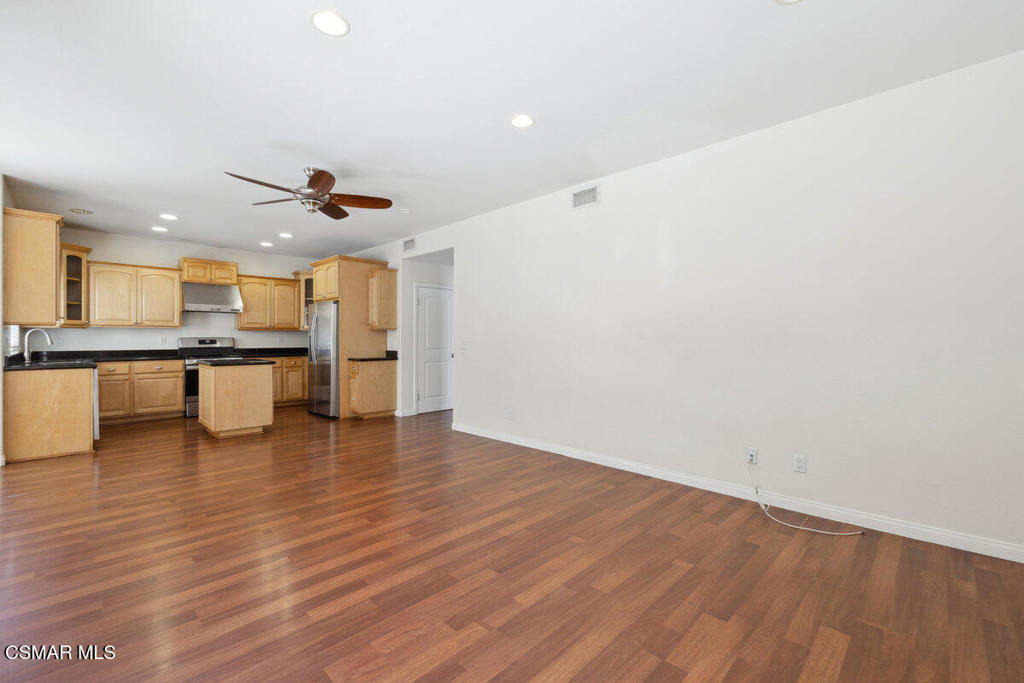 526 Houston Drive - Photo 7